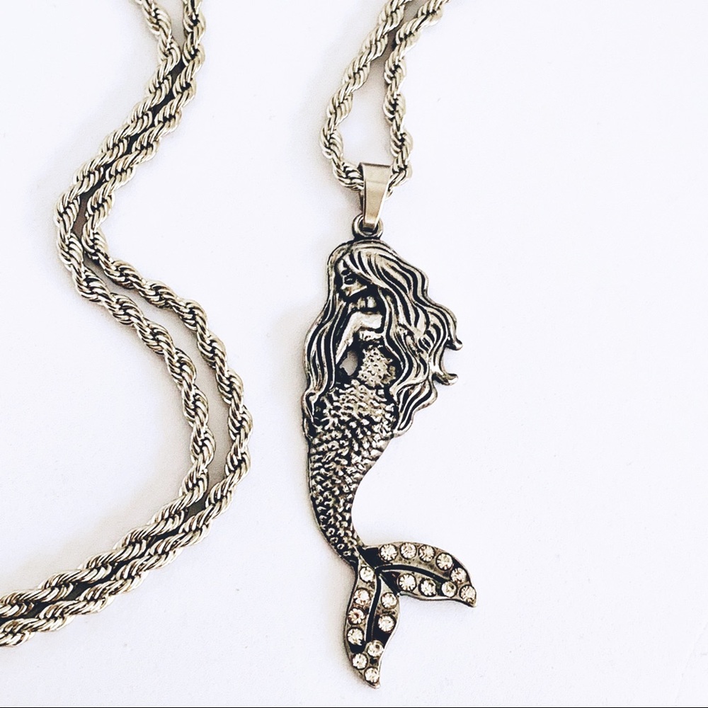 🆕 🧜🏻‍♀️ Mermaid Necklace 🧜🏻‍♀️ - Picture 2 of 2